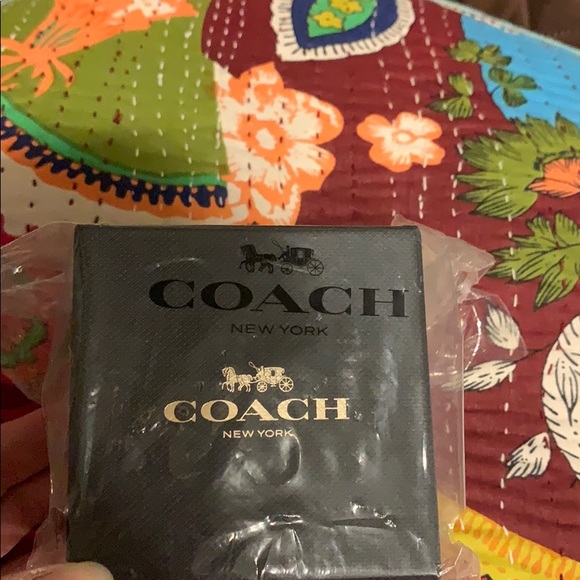 NWT. COACH Bracelet Set. - Picture 8 of 11